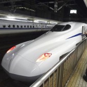 Nhật sẵn sàng vận hành tàu Shinkansen lái tự động